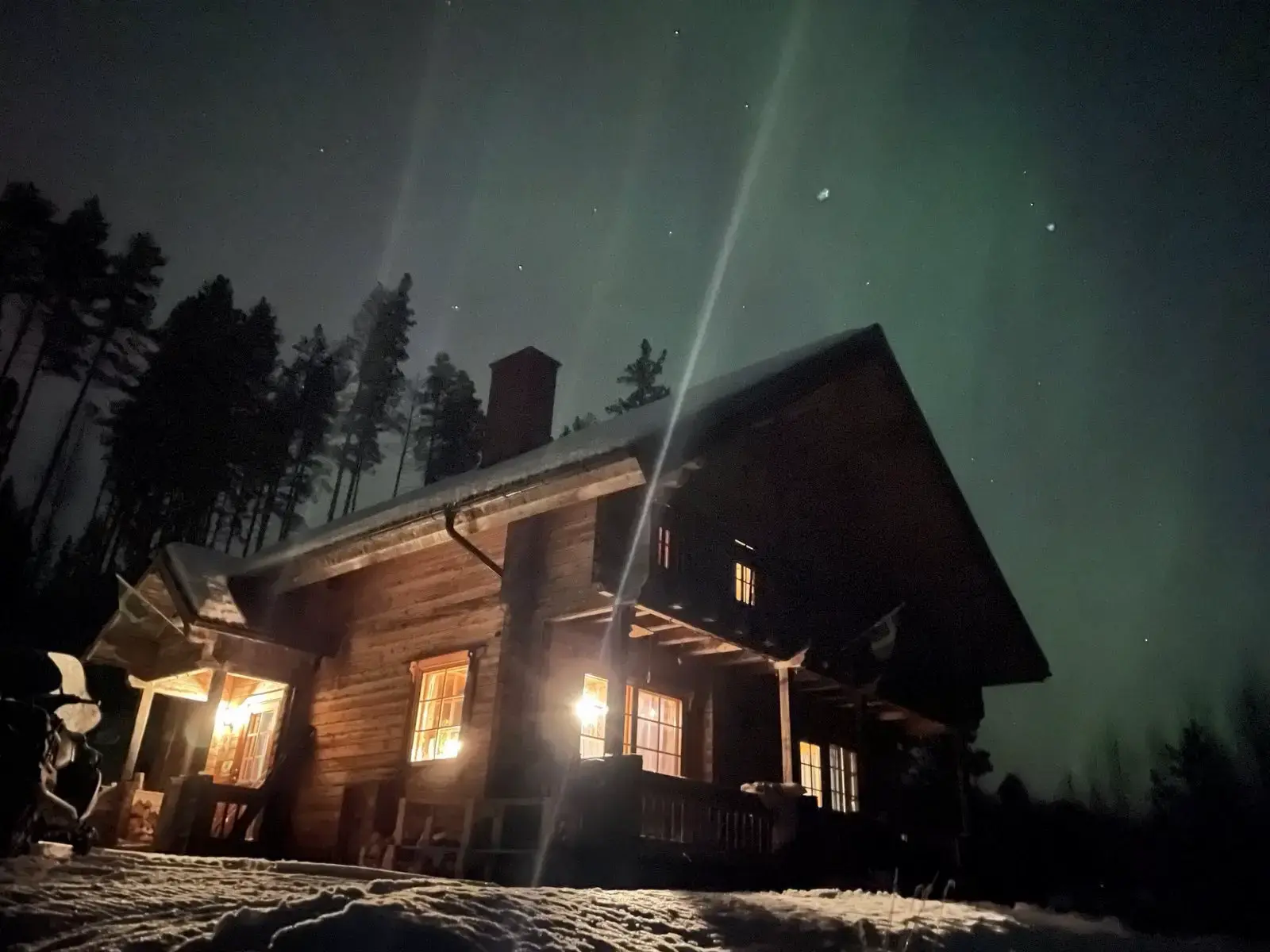 FRISBO LODGE - GLAMPING TENT, LAKE SHORE, indoor fireplace