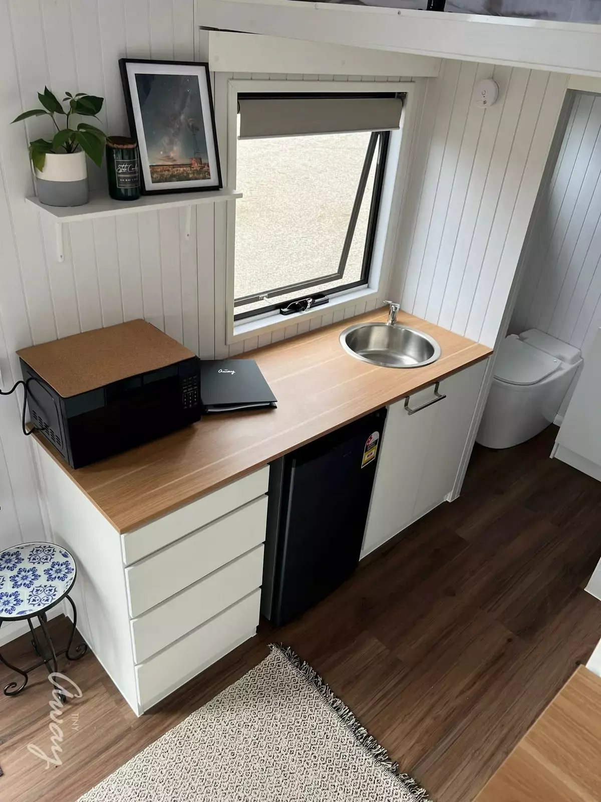 Little Baxter Lake George Winery