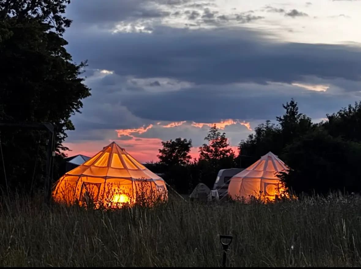 Smukt telt med stjerne kig på Camønogaarden