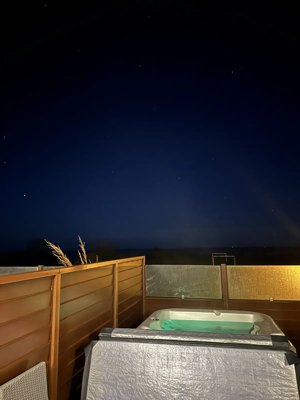 Ferielejlighed med havudsigt, privat spa og stjernehimmel